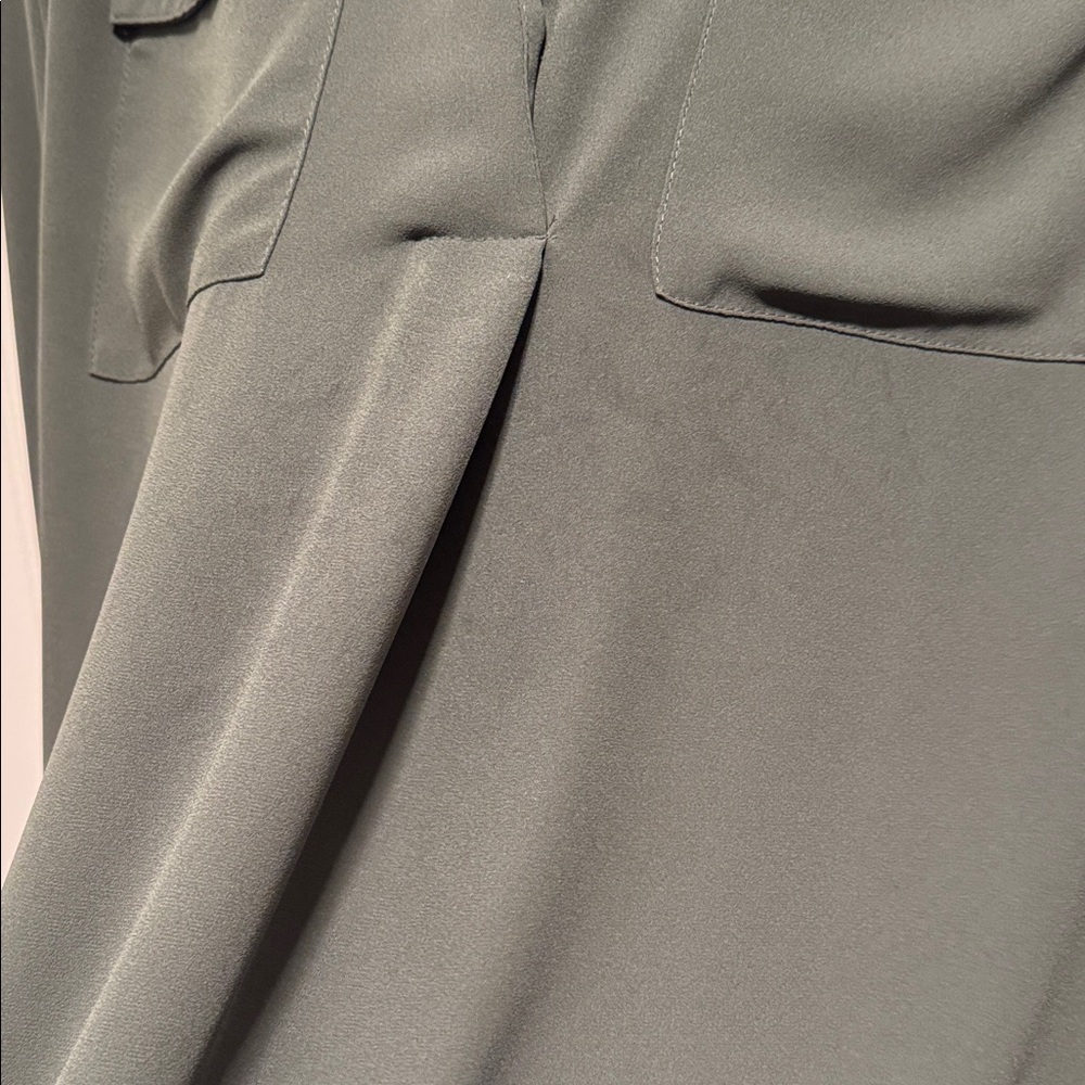 Ann Taylor Olive Green Camp - Picture 5 of 5